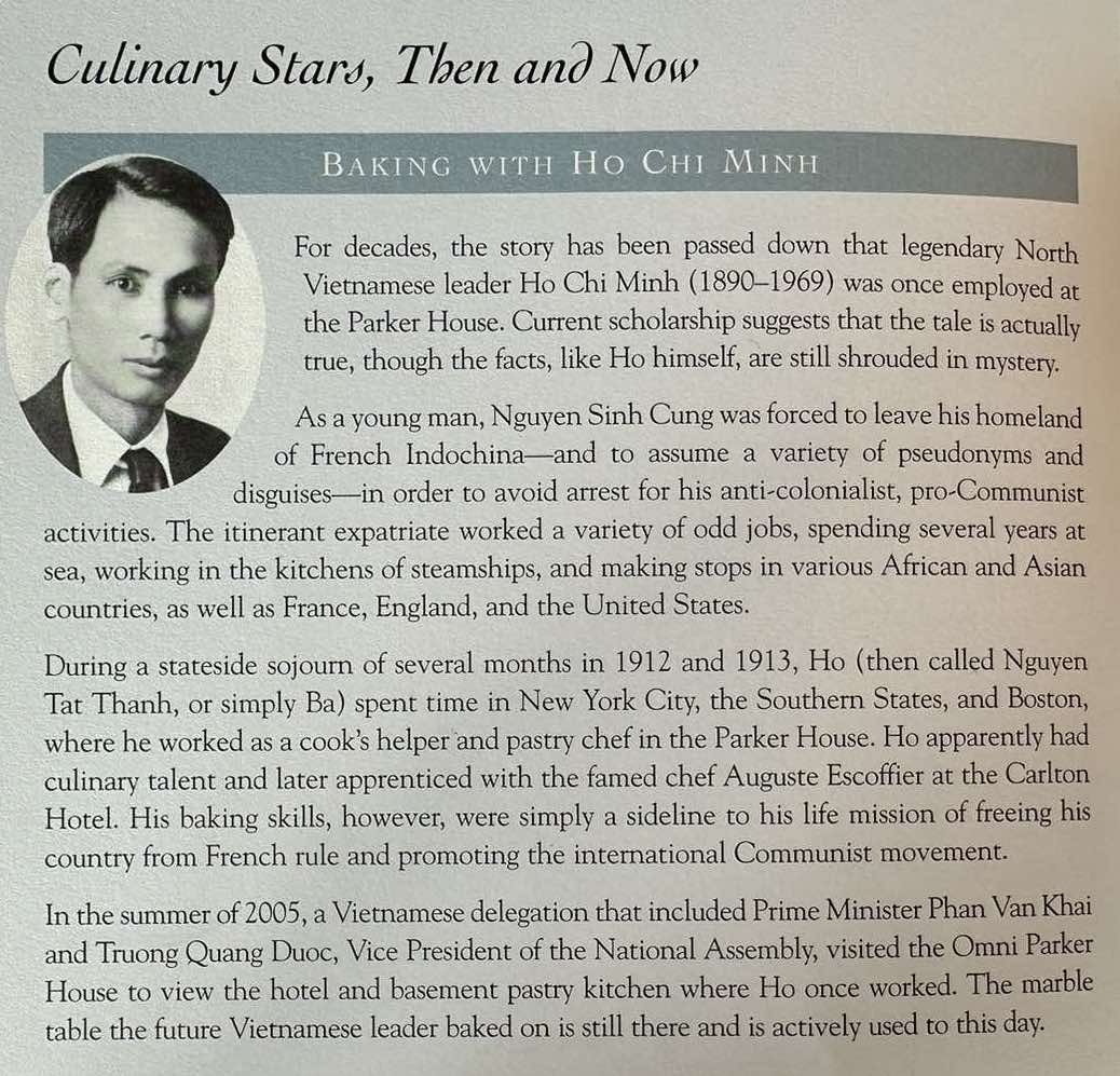 Trong cuốn sách tiêu đề “Thiên đường, theo tiêu chuẩn khách sạn” (Heaven, By Hotel Standards) về lịch sử của khách sạn Omni Parker House, tên Hồ Chí Minh, Nguyễn Sinh Cung, Nguyễn Tất Thành và “anh Ba” được nhắc đến tại nhiều trang và đoạn khác nhau. Dưới