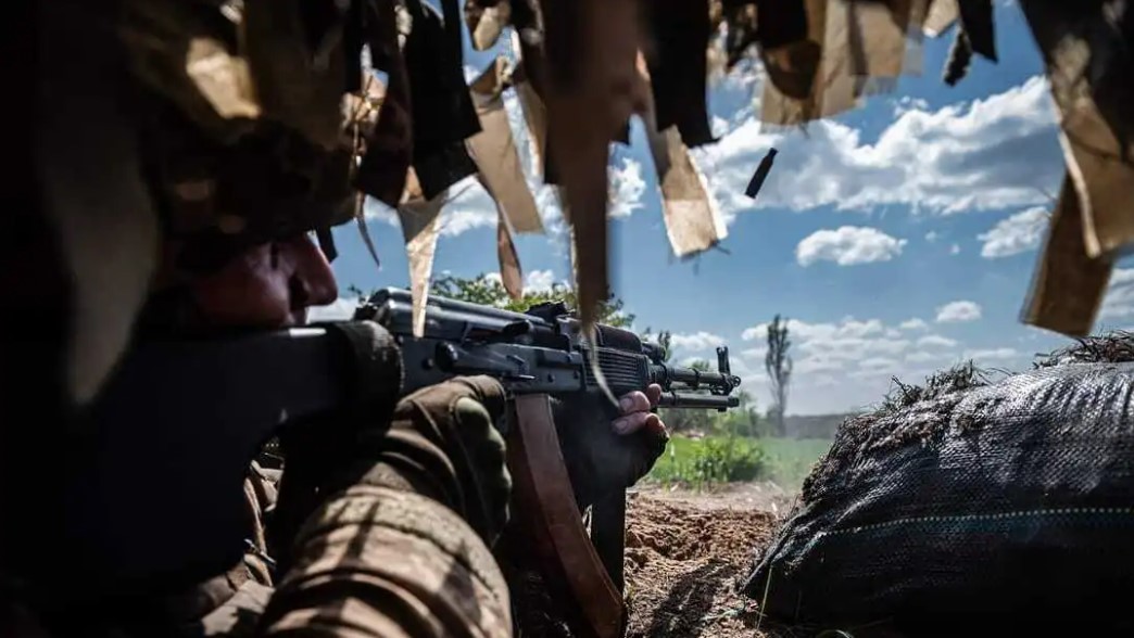 Động thái mới, chuyến công du đầu tiên của Tổng thống Putin và quan hệ Nga-Trung dưới góc nhìn quốc tế Động thái mới, chuyến công du đầu tiên của Tổng thống Putin và quan hệ Nga-Trung dưới góc nhìn quốc tế