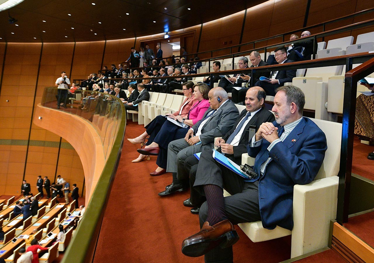 Kỳ họp thứ 7, Quốc hội sẽ xem xét khối lượng dự án luật, dự thảo nghị quyết lớn nhất từ đầu nhiệm kỳ đến nay Kỳ họp thứ 7, Quốc hội sẽ xem xét khối lượng dự án luật, dự thảo nghị quyết lớn nhất từ đầu nhiệm kỳ đến nay