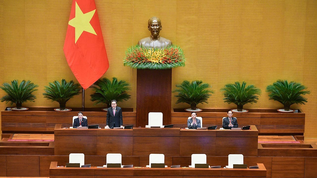 Kỳ họp thứ 7, Quốc hội sẽ xem xét khối lượng dự án luật, dự thảo nghị quyết lớn nhất từ đầu nhiệm kỳ đến nay Kỳ họp thứ 7, Quốc hội sẽ xem xét khối lượng dự án luật, dự thảo nghị quyết lớn nhất từ đầu nhiệm kỳ đến nay