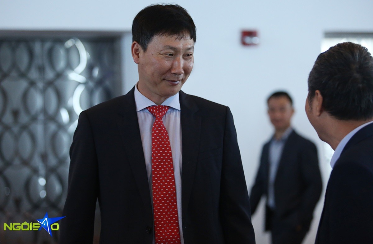 AFF Cup 2024: Hình ảnh HLV Kim Sang Sik