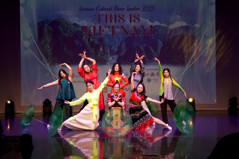 Quảng bá văn hoá Việt Nam tại Vương Quốc Anh Cộng đồng người Việt quảng bá văn hóa dân tộc tại Vương quốc Anh