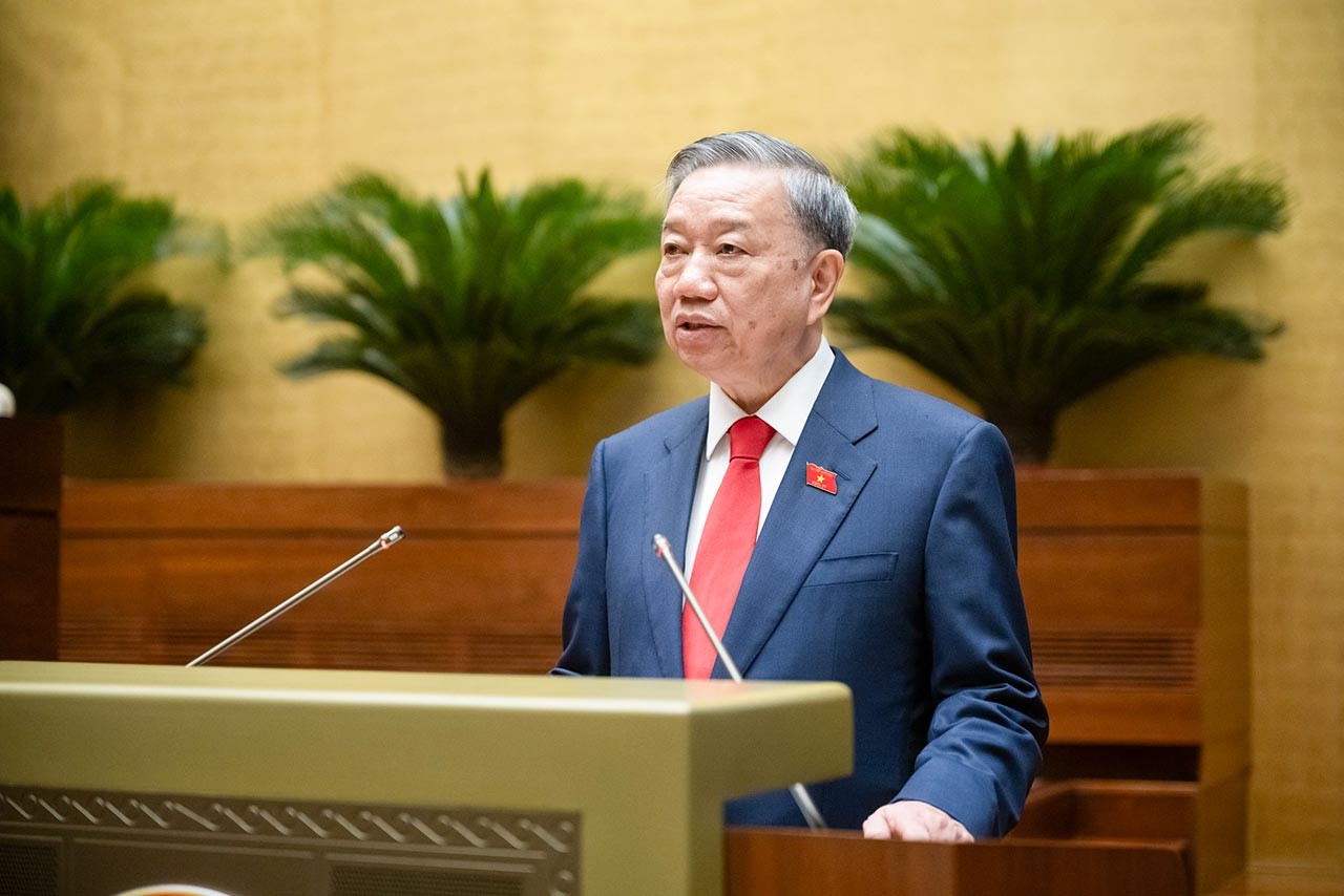 Toàn cảnh bầu, lễ tuyên thệ nhậm chức của Chủ tịch nước Tô Lâm Chủ tịch nước Tô Lâm: Kỳ vọng cao hơn trong giai đoạn phát triển mới của đất nước nhằm tạo ra những kỳ tích mới