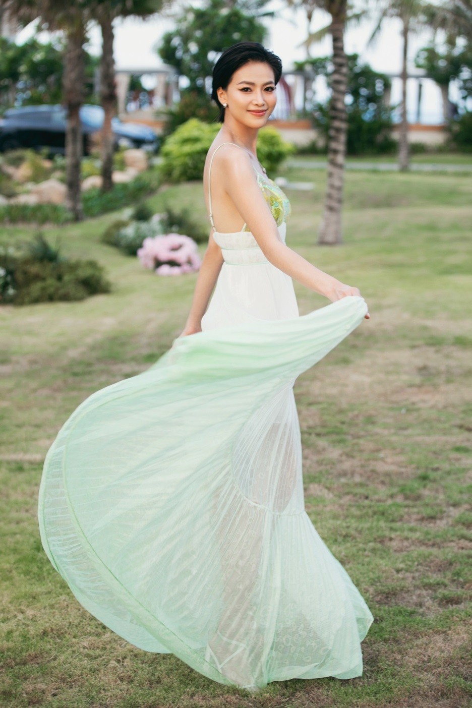 Hoa hậu Hương Giang