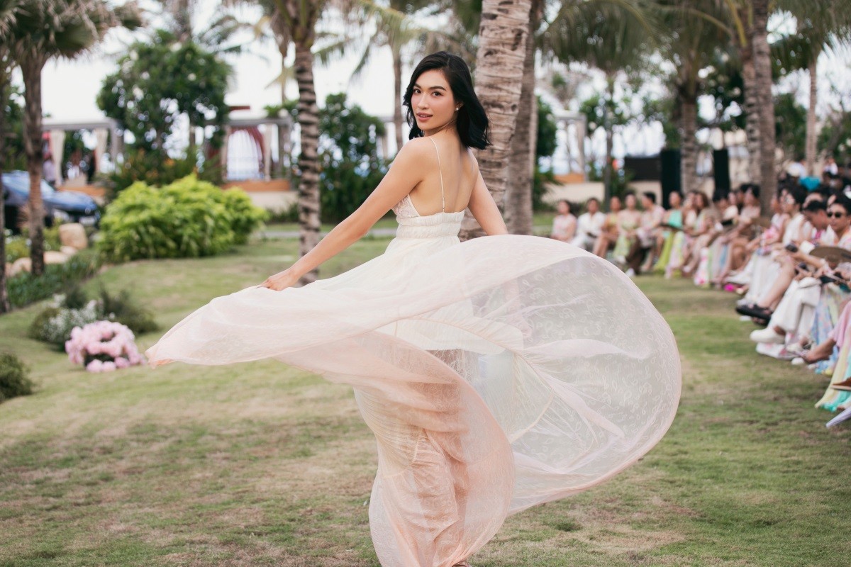 Hoa hậu Hương Giang