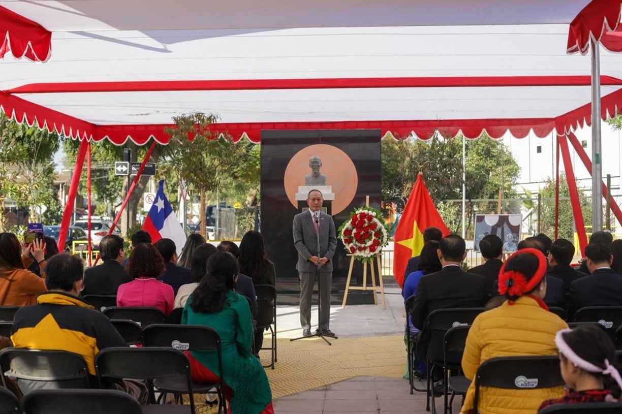 Khánh thành công trình tôn tạo công viên Hồ Chí Minh tại thủ đô Santiago, Chile
