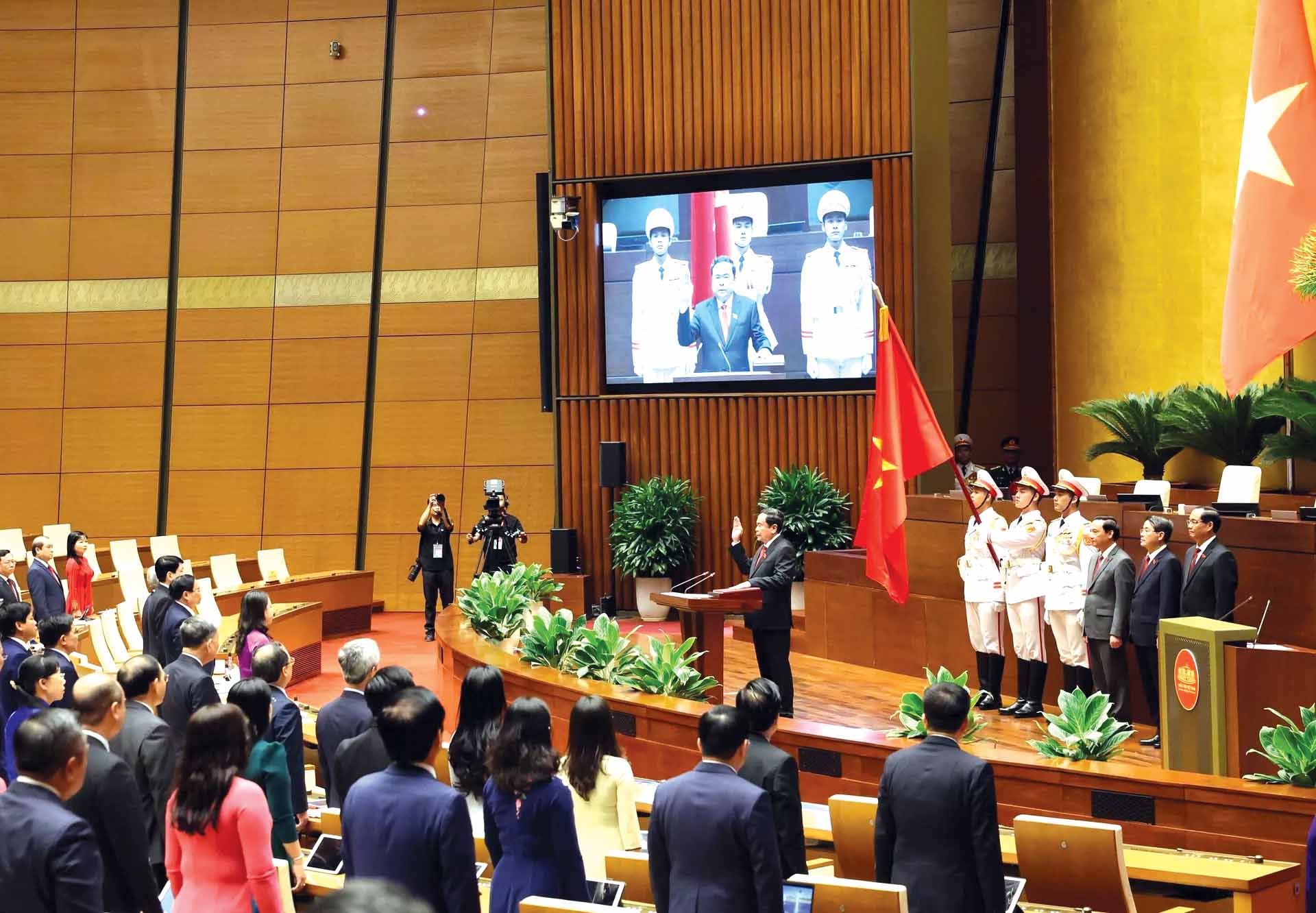 Chủ tịch Quốc hội Trần Thanh Mẫn tuyên thệ nhậm chức.  (Nguồn: TTXVN)