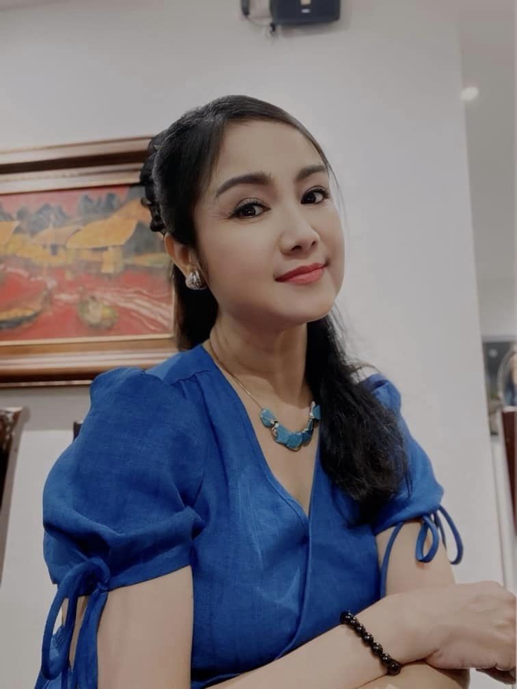 Nhan sắc trẻ trung của NSND Thu Hà phim Trạm cứu hộ trái tim Nhan sắc trẻ trung của NSND Thu Hà phim Trạm cứu hộ trái tim