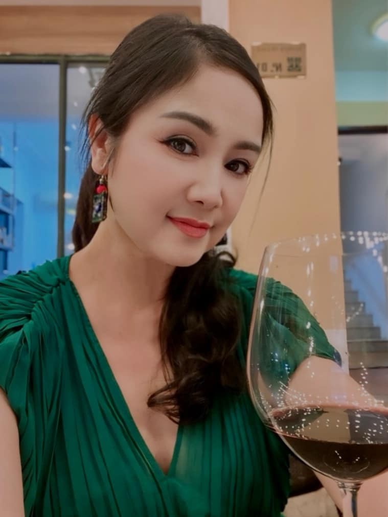 Nhan sắc trẻ trung của NSND Thu Hà phim Trạm cứu hộ trái tim Nhan sắc trẻ trung của NSND Thu Hà phim Trạm cứu hộ trái tim