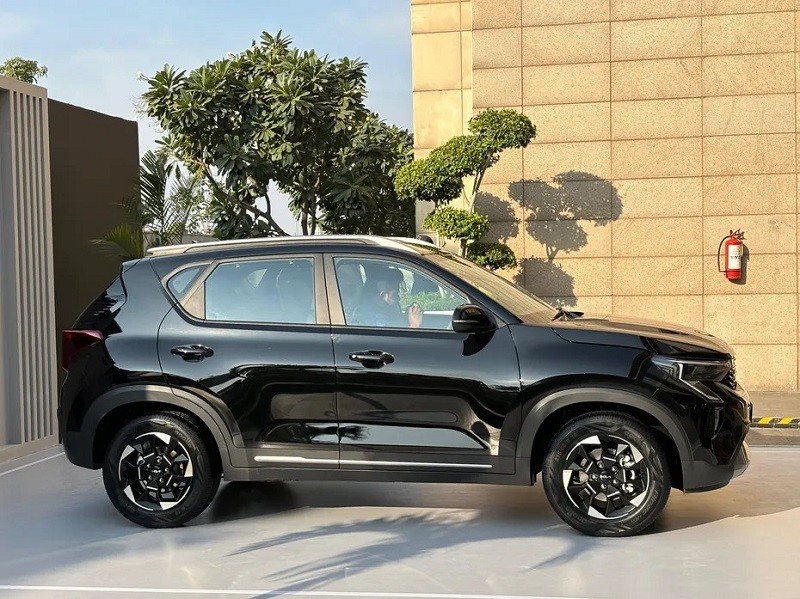 Kích thước chiều dài và chiều cao tăng so với thế hệ cũ