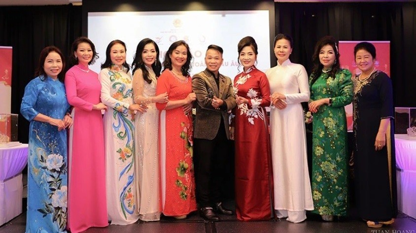 Thúc đẩy quảng bá văn hoá dân tộc, hình ảnh đất nước, con người Việt Nam tại Czech