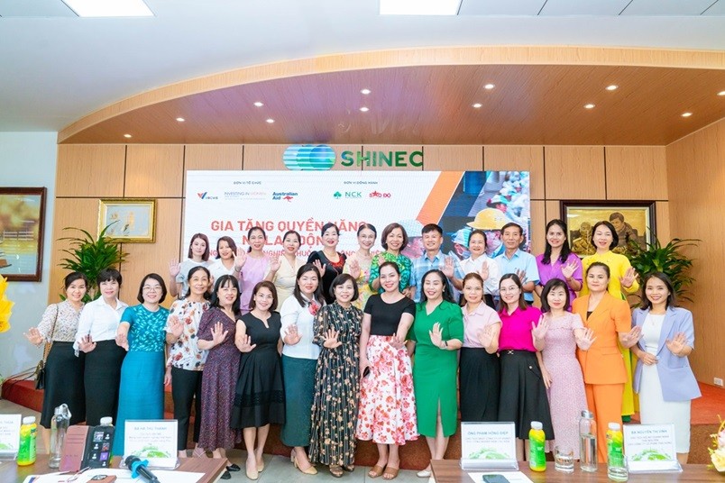 Gia tăng quyền năng nữ lao động trong các Khu công nghiệp Gia tăng quyền năng nữ lao động trong các Khu công nghiệp