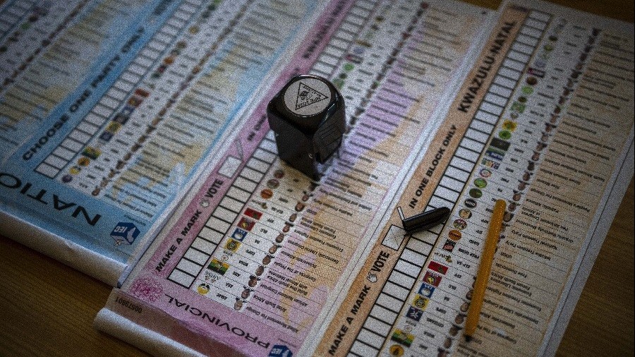 su co chua tung co trong lich su bau cu mexico hang nghin la phieu khong canh ma bay