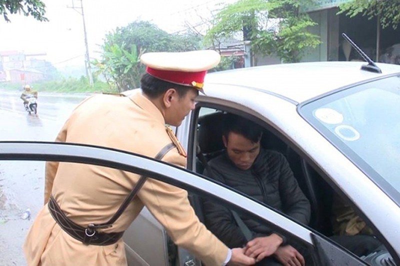 Nhiều người khi tham gia giao thông vẫn chưa biết lỗi không thắt dây an toàn sẽ bị phạt bao nhiêu tiền.