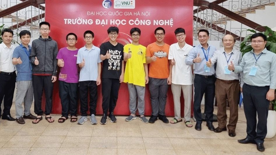 ky thi olympic tin hoc chau a 2024 doi tuyen viet nam gianh 7 huy chuong