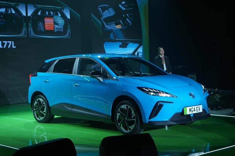 Xe điện MG4 chính thức ra mắt tại Việt Nam, giá từ 828 triệu đồng