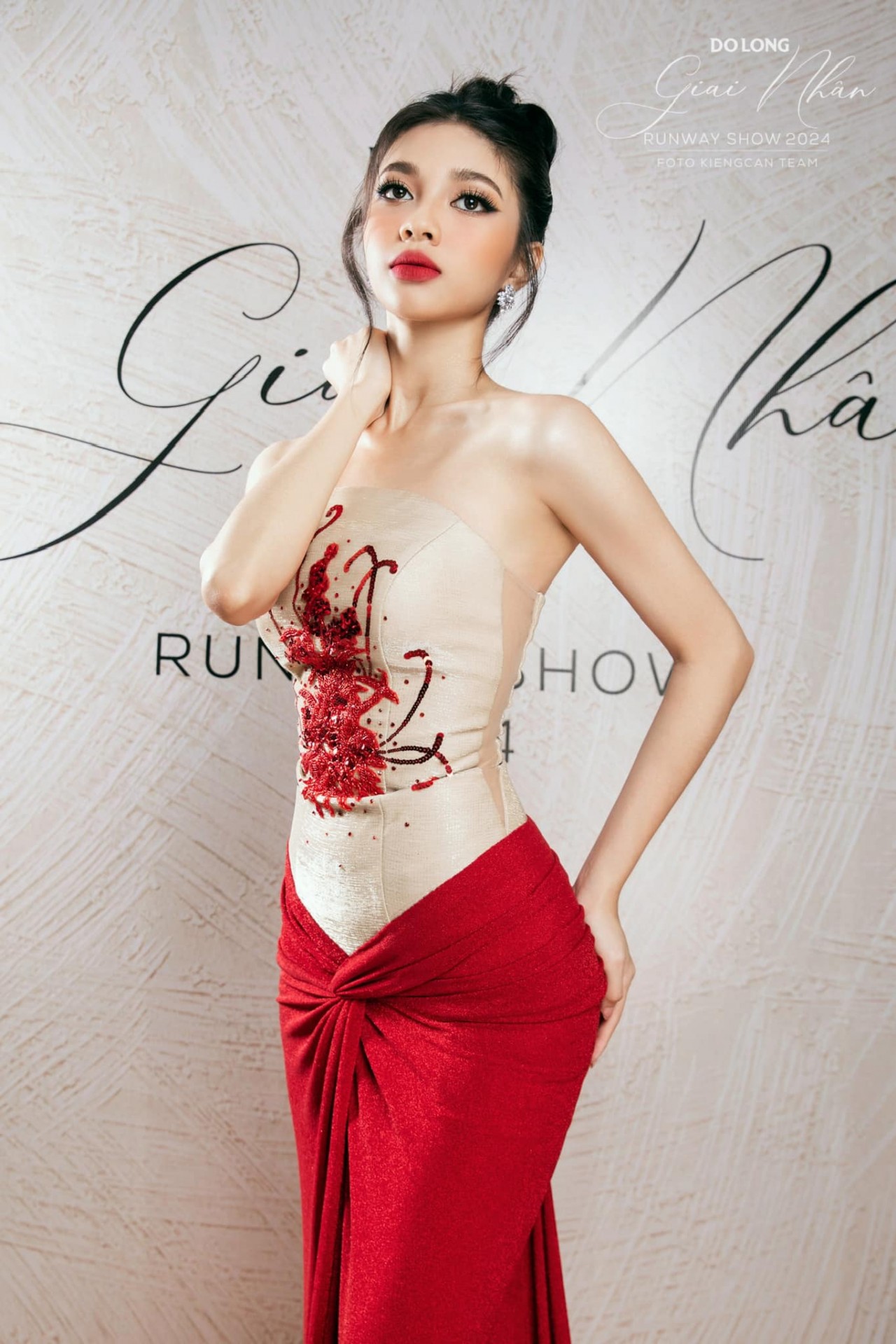 Á hậu Huỳnh Minh Kiên