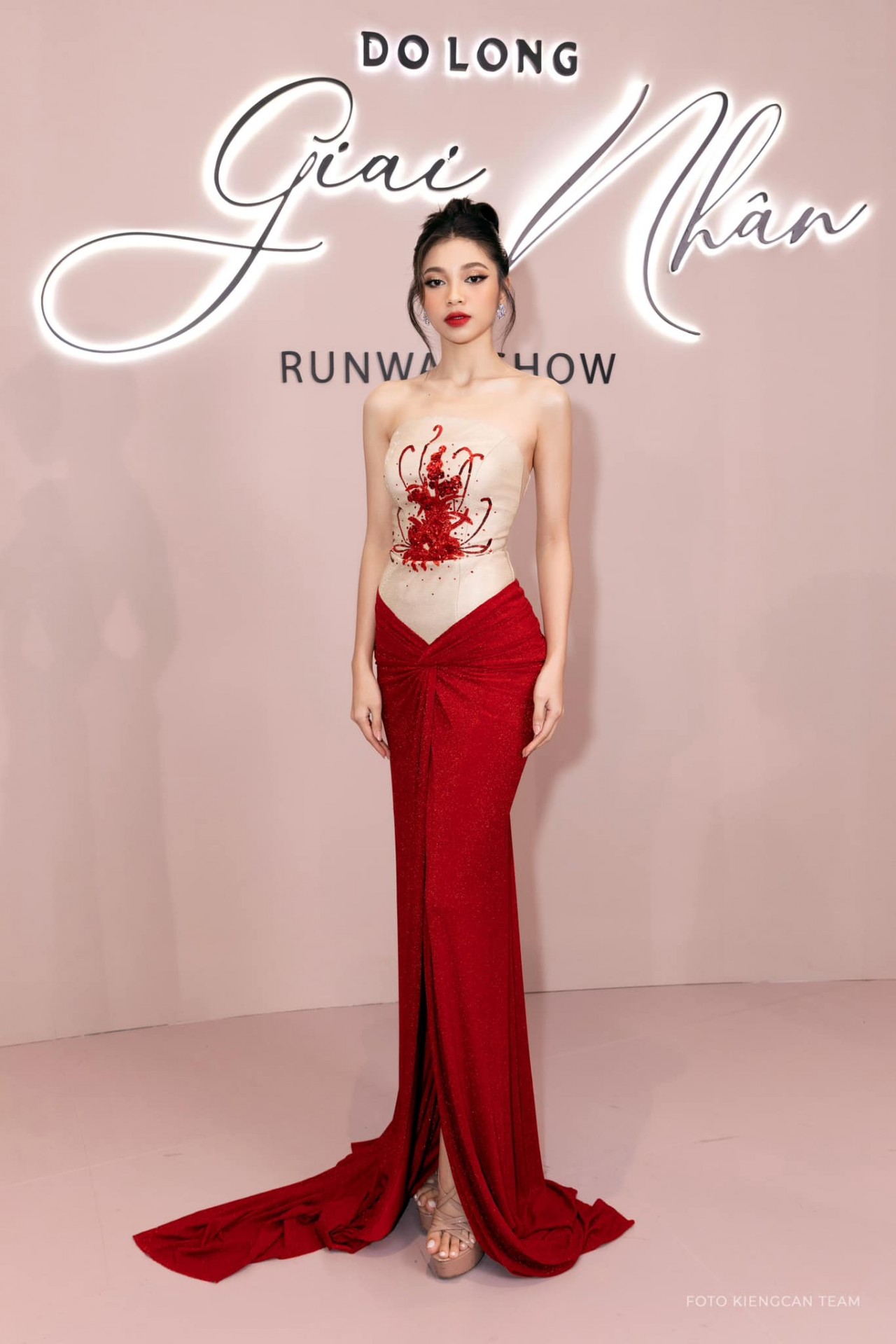 Á hậu Huỳnh Minh Kiên