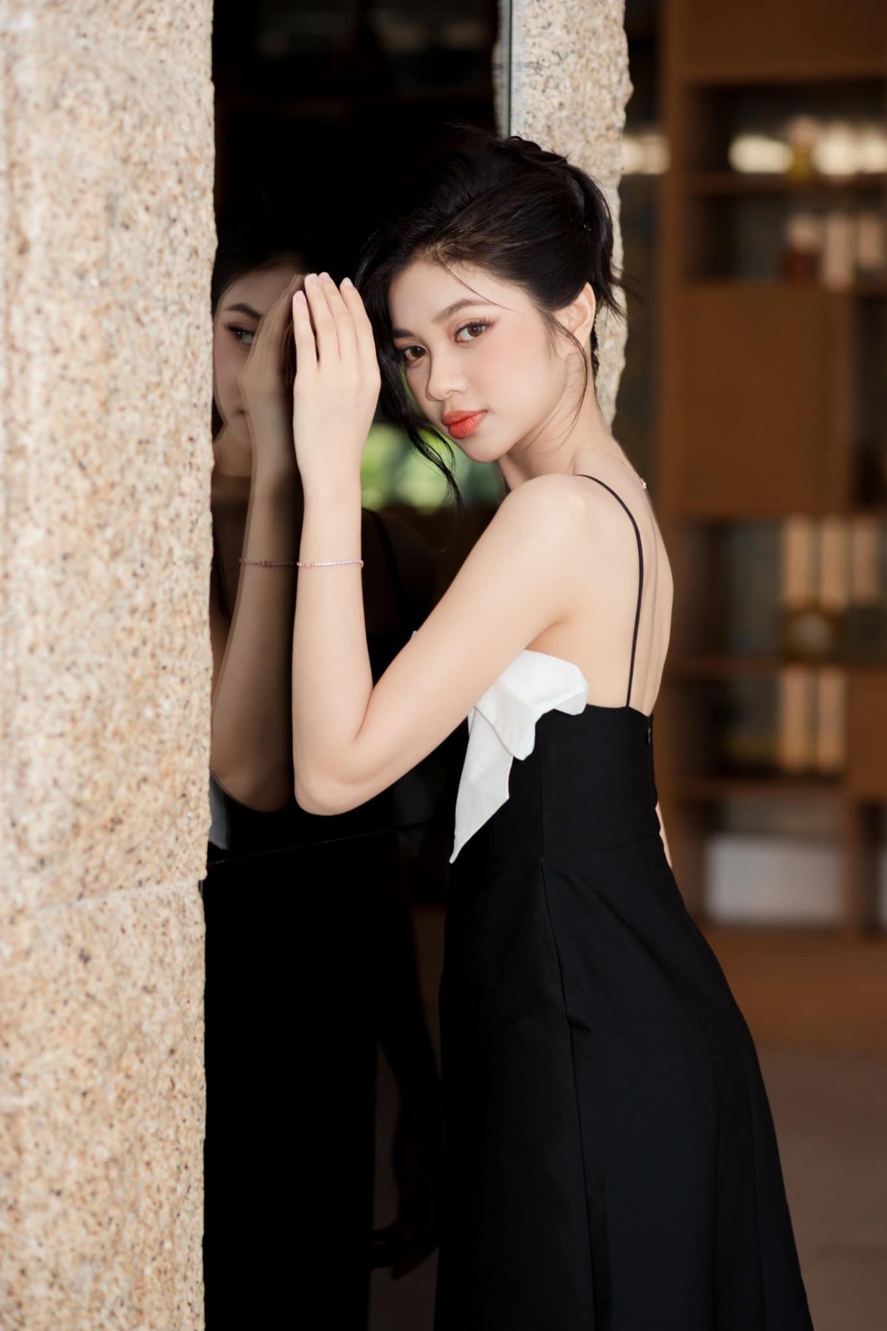 Á hậu Huỳnh Minh Kiên