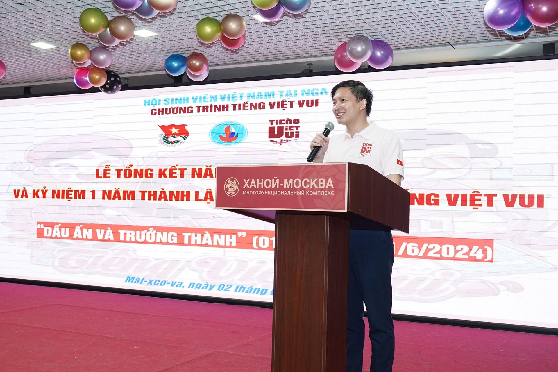 Thanh niên Việt Nam tại Nga cùng nỗ lực gìn giữ ngôn ngữ và bản sắc văn hóa dân tộc Thanh niên Việt Nam tại Nga cùng nỗ lực gìn giữ ngôn ngữ và bản sắc văn hóa dân tộc