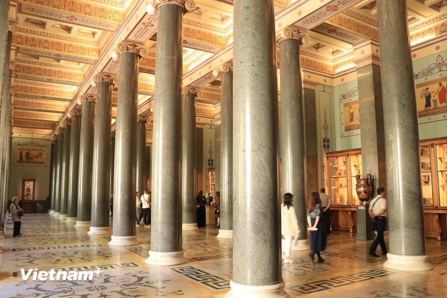 Cung điện Mùa Đông: Công trình xa hoa bậc nhất của nước Nga Cung điện Mùa Đông: Công trình xa hoa bậc nhất của nước Nga