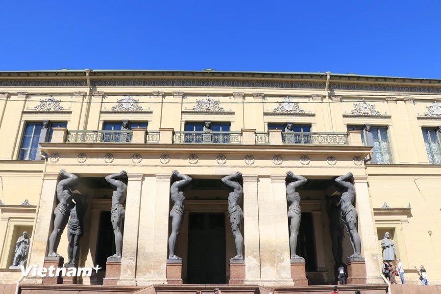 Cung điện Mùa Đông: Công trình xa hoa bậc nhất của nước Nga Cung điện Mùa Đông: Công trình xa hoa bậc nhất của nước Nga