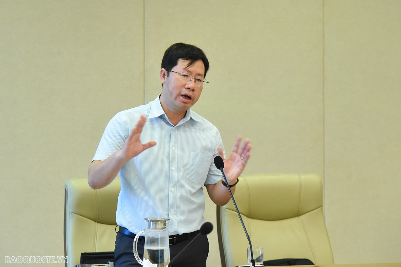 Thanh tra Bộ Ngoại giao phổ biến pháp luật về kiểm soát tài sản, thu nhập của người có chức vụ, quyền hạn