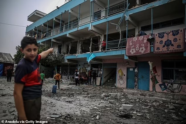 Trường học ở Gaza bị tấn công đẫm máu, 30 người thiệt mạng, quân đội Israel ra tuyên bố Trường học ở Gaza bị tấn công đẫm máu, 30 người thiệt mạng, quân đội Israel ra tuyên bố