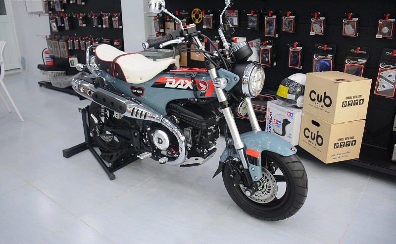 Cận cảnh Honda Dax 125 Trail Sport bản giới hạn vừa về Việt Nam