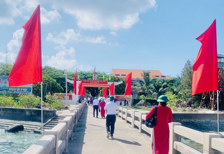 Chuyện cỏ cây ở Trường Sa Chuyện cỏ cây ở Trường Sa