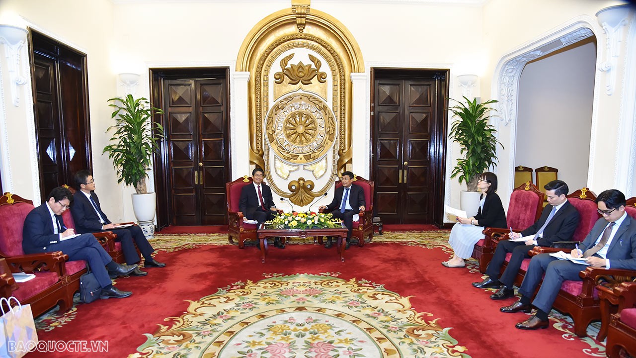 Thứ trưởng Thường trực Nguyễn Minh Vũ tiếp tân Đại sứ Nhật Bản Ito Naoki Thứ trưởng Thường trực Nguyễn Minh Vũ tiếp tân Đại sứ Nhật Bản Ito Naoki