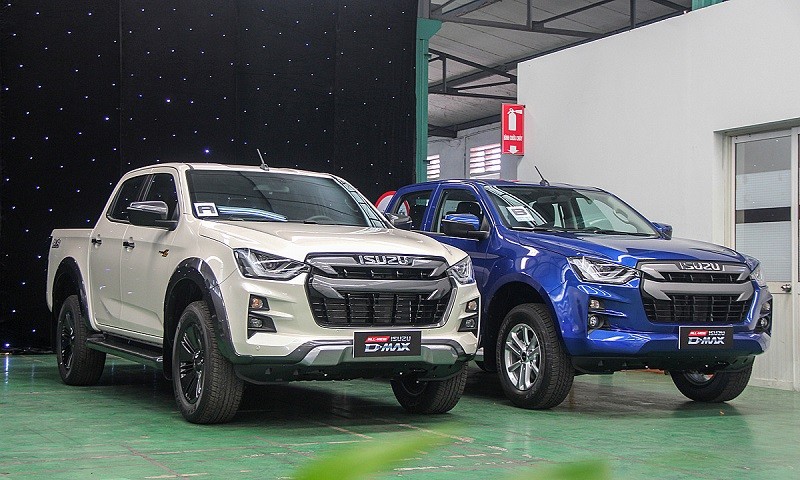 3 mẫu ô tô giá dưới 1 tỷ đồng lội nước sâu tốt nhất tại Việt Nam 3 mẫu ô tô giá dưới 1 tỷ đồng lội nước sâu tốt nhất tại Việt Nam