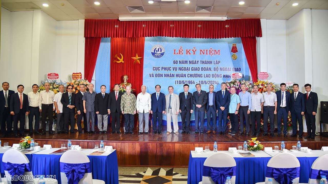 Cục Phục vụ Ngoại giao đoàn đón nhận Huân chương Lao động hạng Nhất