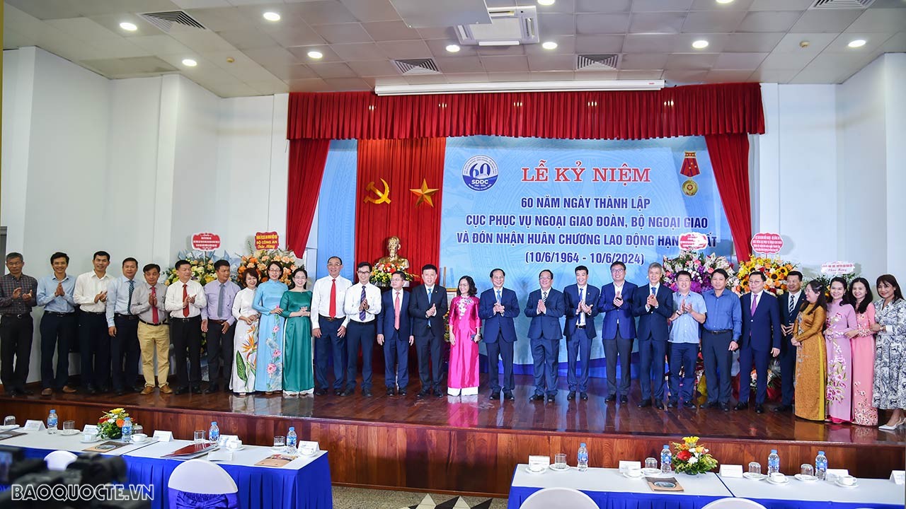 Cục Phục vụ Ngoại giao đoàn đón nhận Huân chương Lao động hạng Nhất