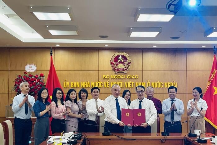 Tăng cường phối hợp hỗ trợ pháp lý cho người Việt Nam ở nước ngoài