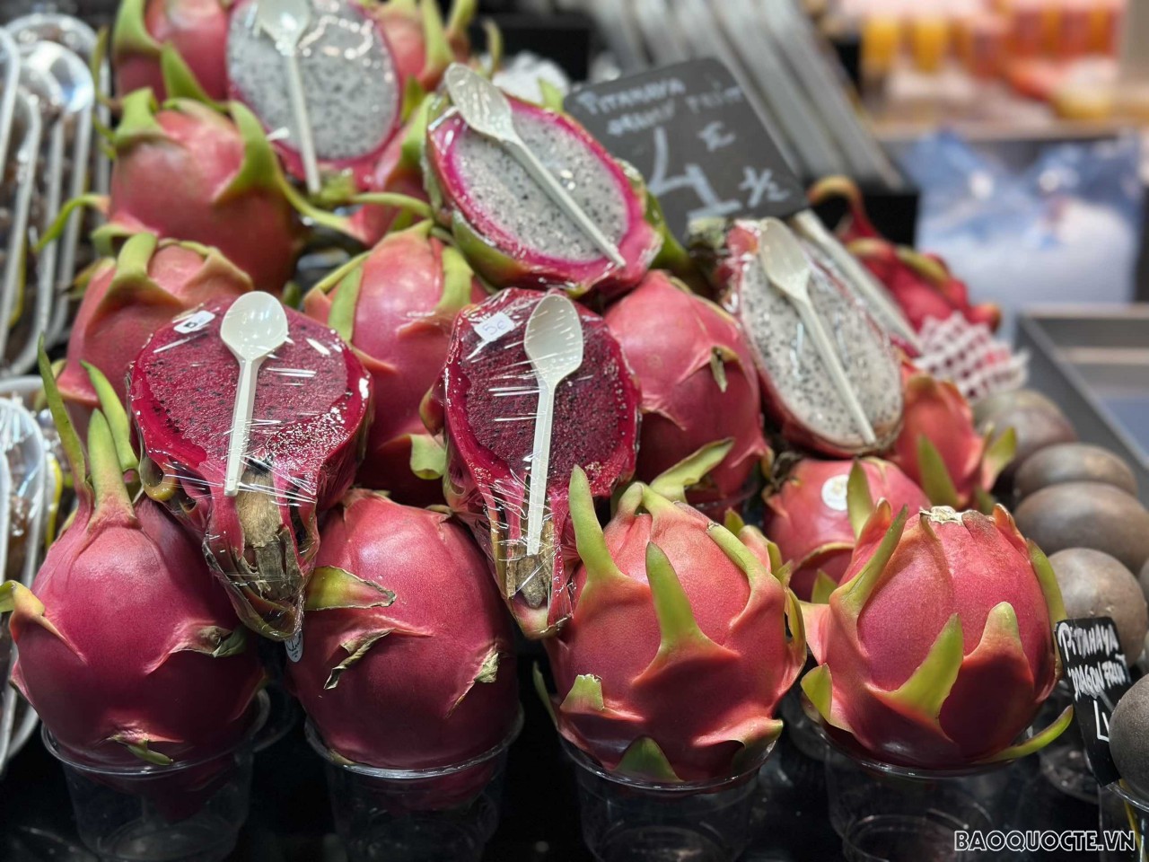 Du lịch Tây Ban Nha: Trải nghiệm ‘foodtour’ tại khu chợ biểu tượng của Barcelona