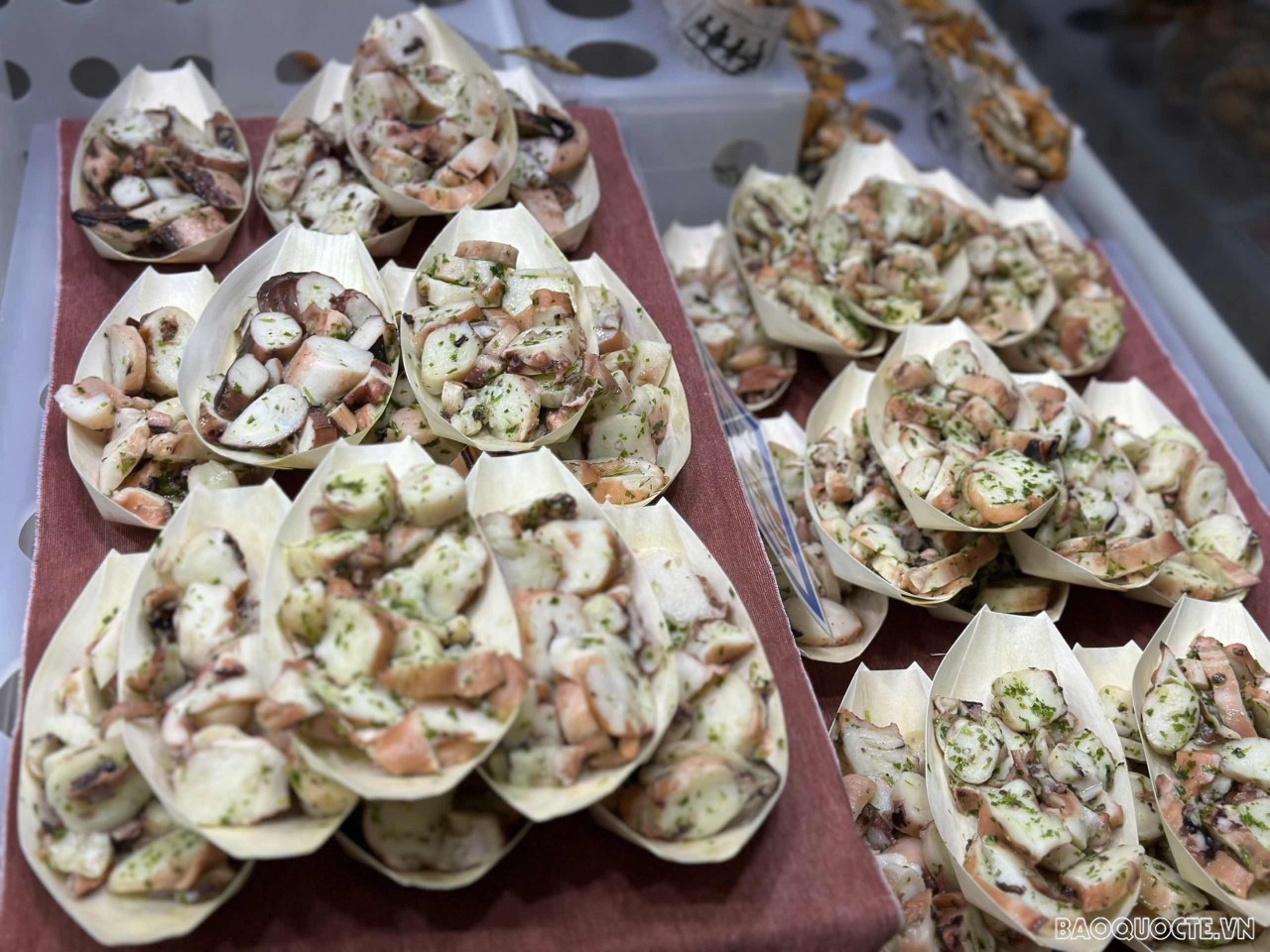 Du lịch Tây Ban Nha: Trải nghiệm ‘foodtour’ tại khu chợ biểu tượng của Barcelona