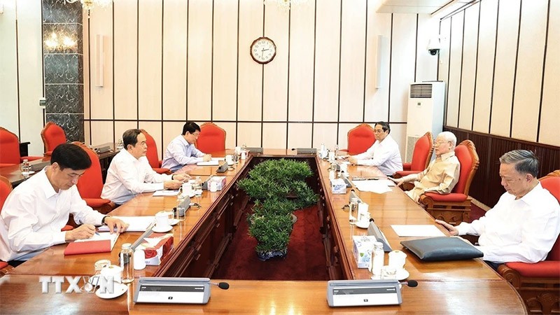Tổng Bí thư Nguyễn Phú Trọng chủ trì cuộc họp lãnh đạo chủ chốt về nhiệm vụ trọng tâm trong thời gian tới Tổng Bí thư Nguyễn Phú Trọng chủ trì cuộc họp lãnh đạo chủ chốt về nhiệm vụ trọng tâm trong thời gian tới