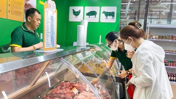 Giá heo hơi hôm nay 15/1: Miền Bắc đi ngang, miền Trung - Tây Nguyên, miền Nam tiếp đà tăng