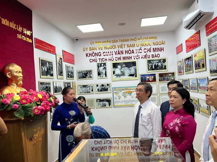 Điểm hẹn thân tình của kiều bào tại thành phố mang tên Bác