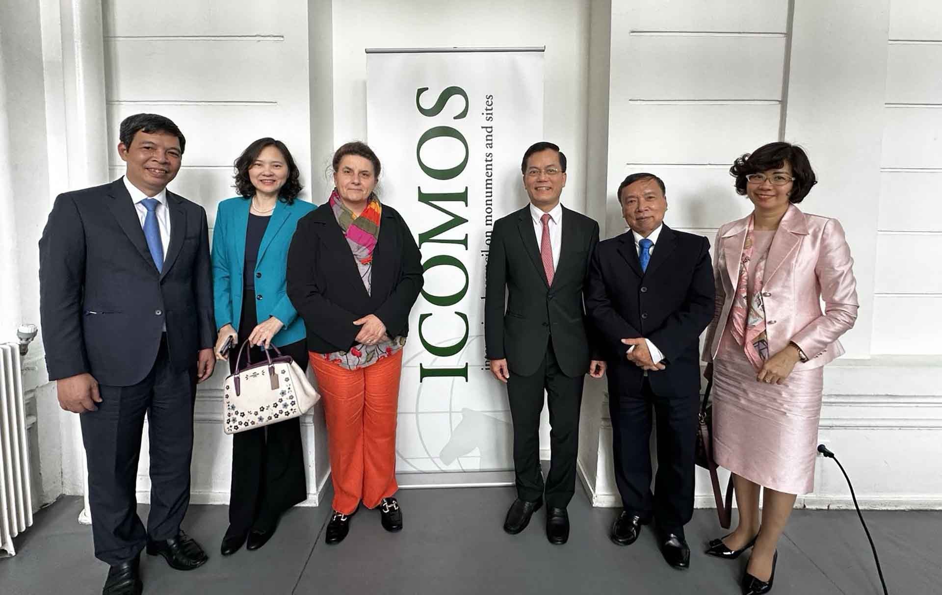 Việt Nam tăng cường hợp tác song phương với UNESCO và các quốc gia thành viên Việt Nam tăng cường hợp tác song phương với UNESCO và các quốc gia thành viên