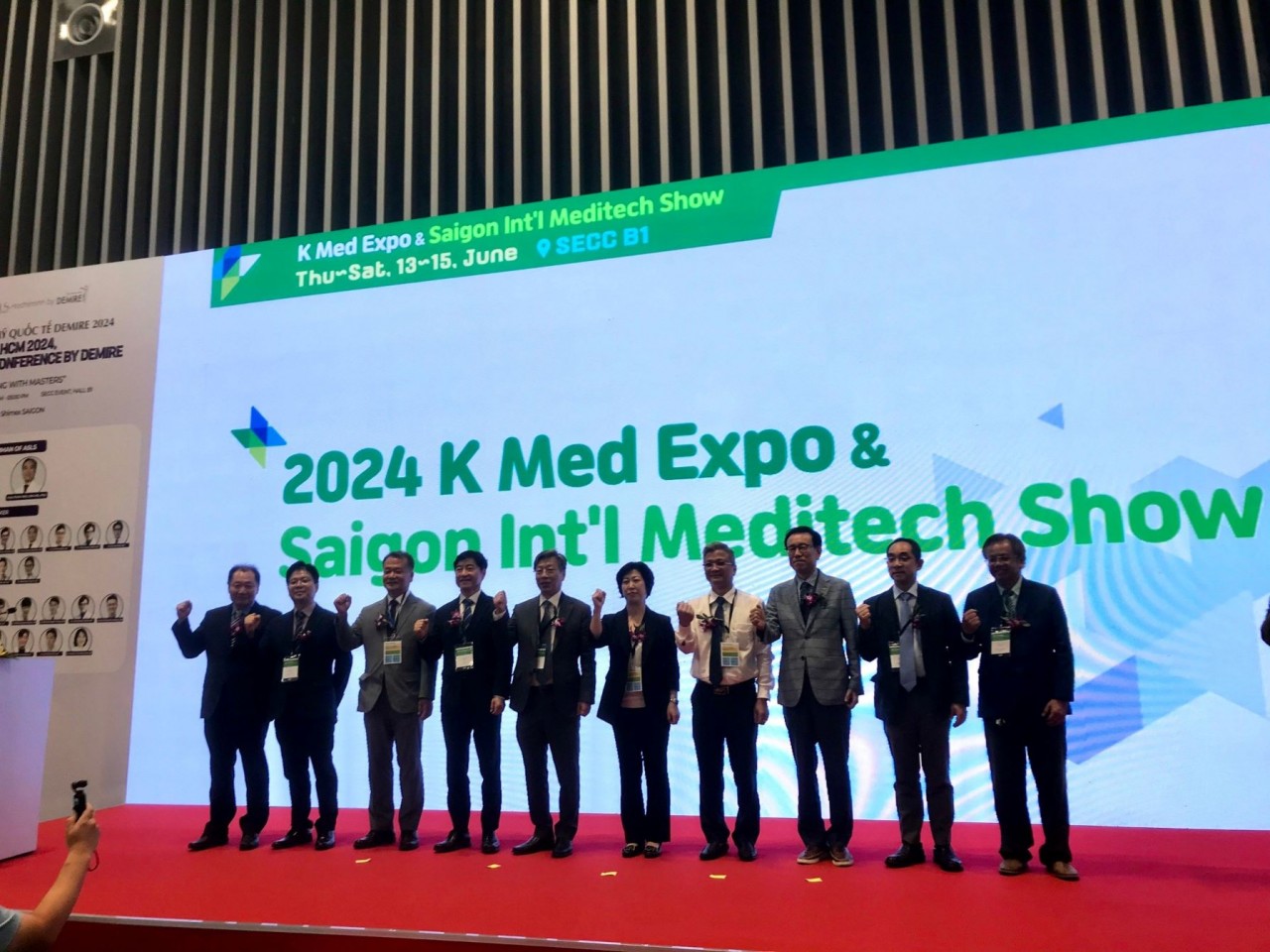 Khai mạc K-Med Expo 2024: Quy tụ nhiều tên tuổi lớn trong ngành y tế Việt - Hàn Khai mạc K-Med Expo 2024: Quy tụ nhiều tên tuổi lớn trong ngành y tế Việt Nam-Hàn Quốc
