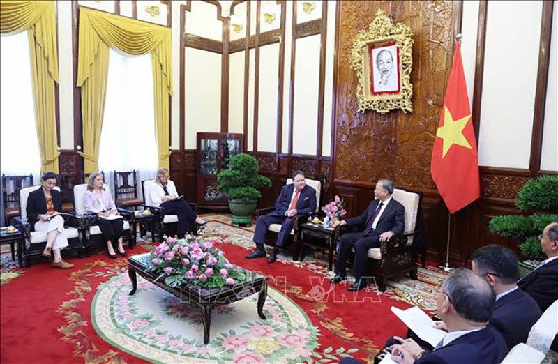 Chủ tịch nước Tô Lâm tiếp Đại sứ Hoa Kỳ Marc Evans Knapper Chủ tịch nước Tô Lâm tiếp Đại sứ Hoa Kỳ Marc Evans Knapper