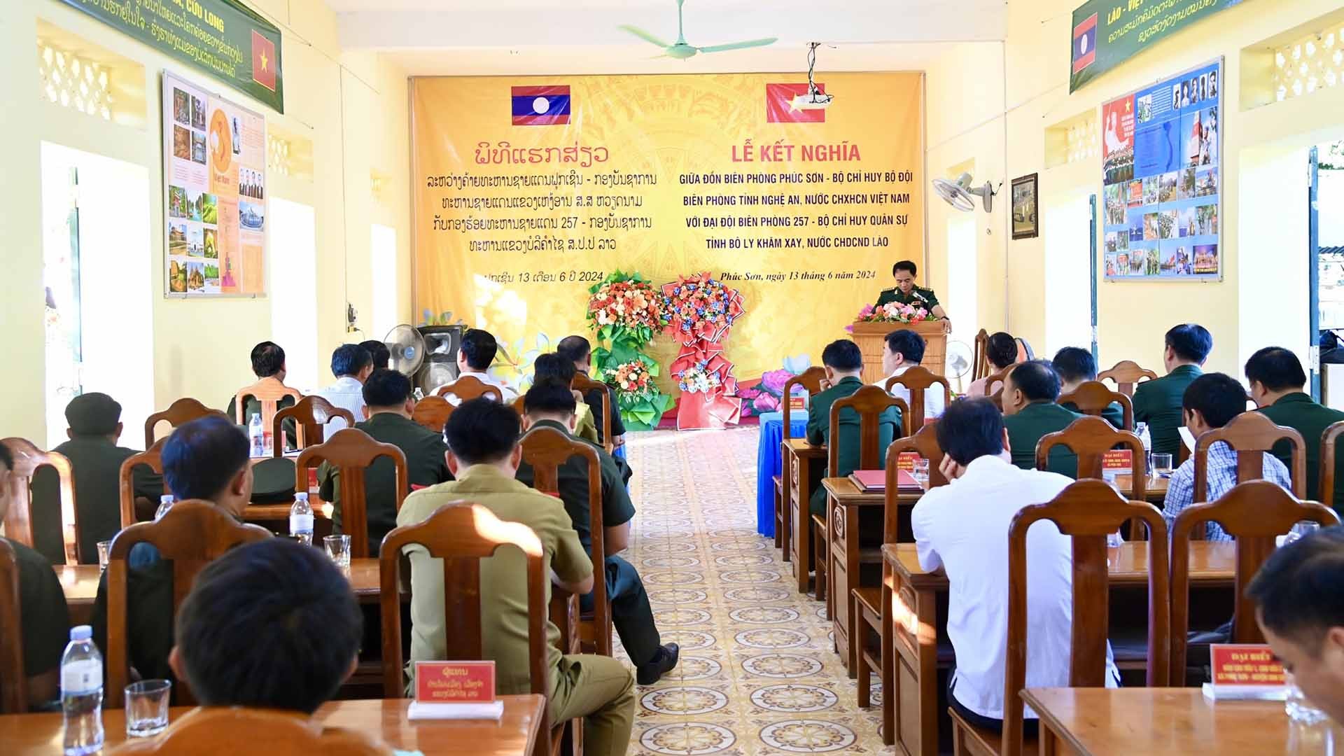 Tổ chức kết nghĩa giữa Đồn Biên phòng Phúc Sơn, Nghệ An với Đại đội 257, Bolikhamsai, Lào Tổ chức kết nghĩa giữa Đồn Biên phòng Phúc Sơn, Nghệ An với Đại đội 257, Bolikhamsai, Lào