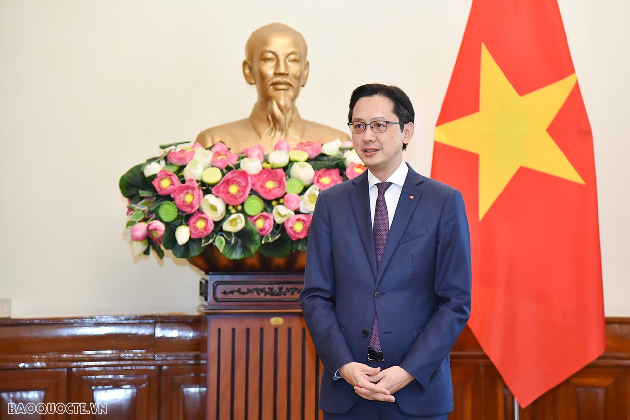 Thứ trưởng tin tưởng, với kinh nghiệm và năng lực của mình, các cán bộ được bổ nhiệm, điều động công tác lần này sẽ tiếp tục nỗ lực hơn nữa để xây dựng đơn vị đoàn kết, phát triển, đóng góp hiệu quả vào công tác chuyên môn, góp phần đưa công tác của Bộ và đơn vị ngày càng phát triển.