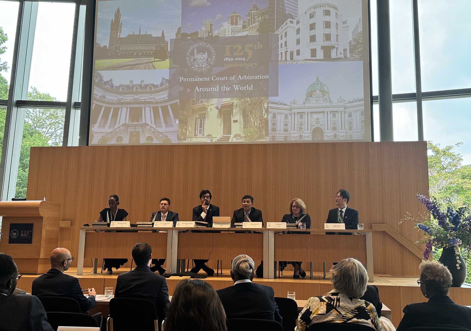 Thứ trưởng Thường trực Nguyễn Minh Vũ tham dự lễ kỷ niệm 125 năm thành lập Tòa trọng tài thường trực