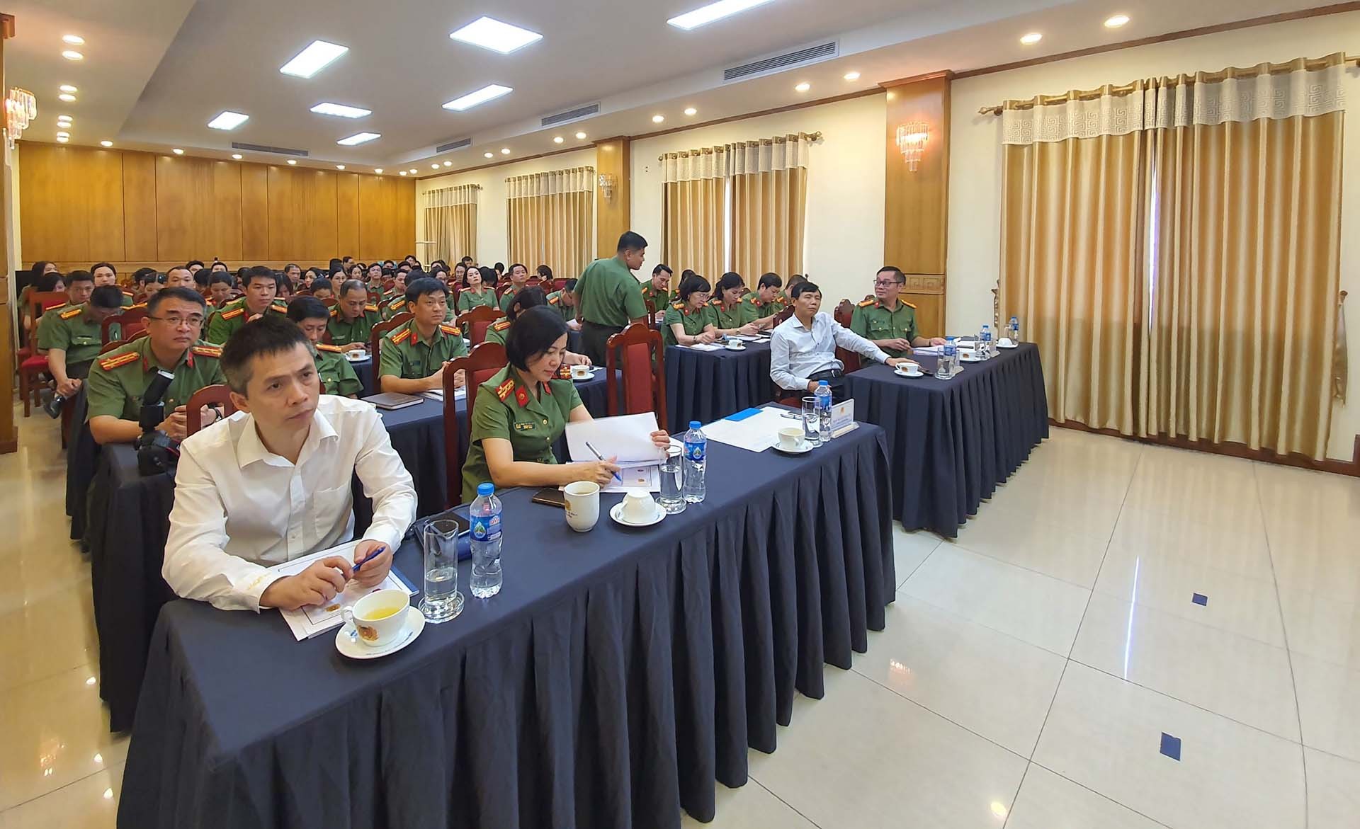 Trung tâm FOSET, Học viện Ngoại giao phối hợp đào tạo, bồi dưỡng cho cán bộ, chiến sĩ của Bộ Công an Trung tâm FOSET, Học viện Ngoại giao phối hợp đào tạo, bồi dưỡng cho cán bộ, chiến sĩ của Bộ Công an