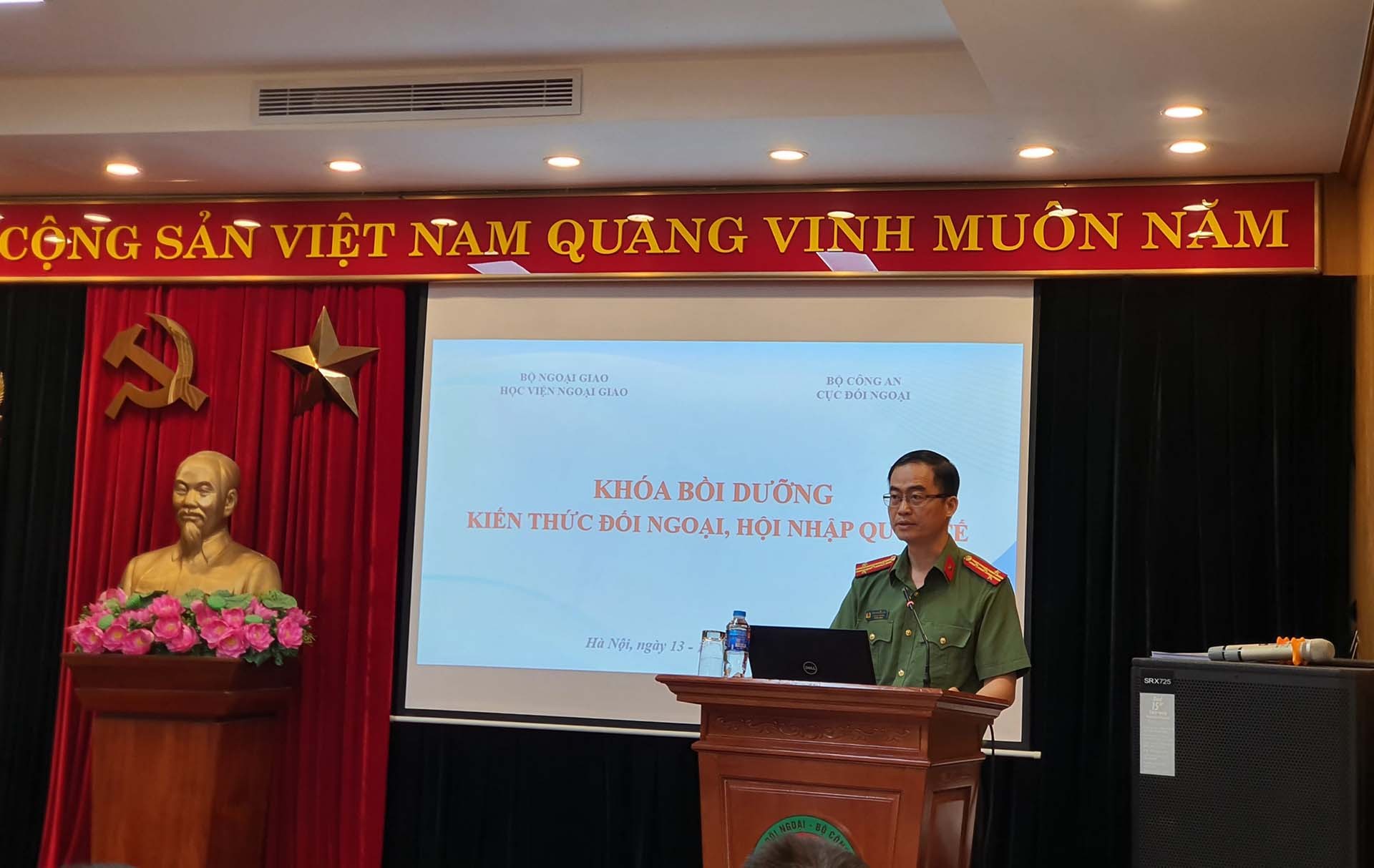 Trung tâm FOSET, Học viện Ngoại giao phối hợp đào tạo, bồi dưỡng cho cán bộ, chiến sĩ của Bộ Công an Trung tâm FOSET, Học viện Ngoại giao phối hợp đào tạo, bồi dưỡng cho cán bộ, chiến sĩ của Bộ Công an