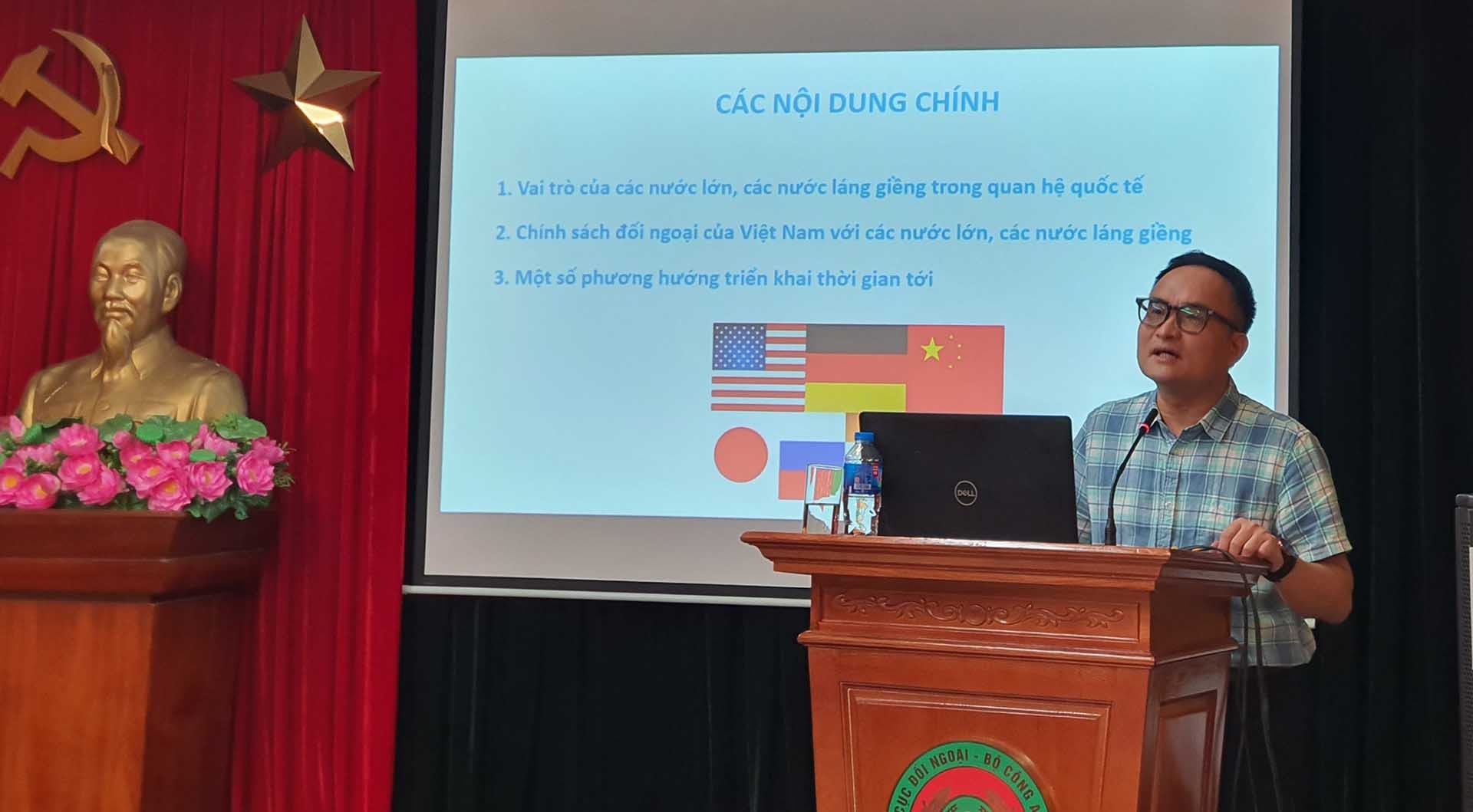 Trung tâm FOSET, Học viện Ngoại giao phối hợp đào tạo, bồi dưỡng cho cán bộ, chiến sĩ của Bộ Công an Trung tâm FOSET, Học viện Ngoại giao phối hợp đào tạo, bồi dưỡng cho cán bộ, chiến sĩ của Bộ Công an