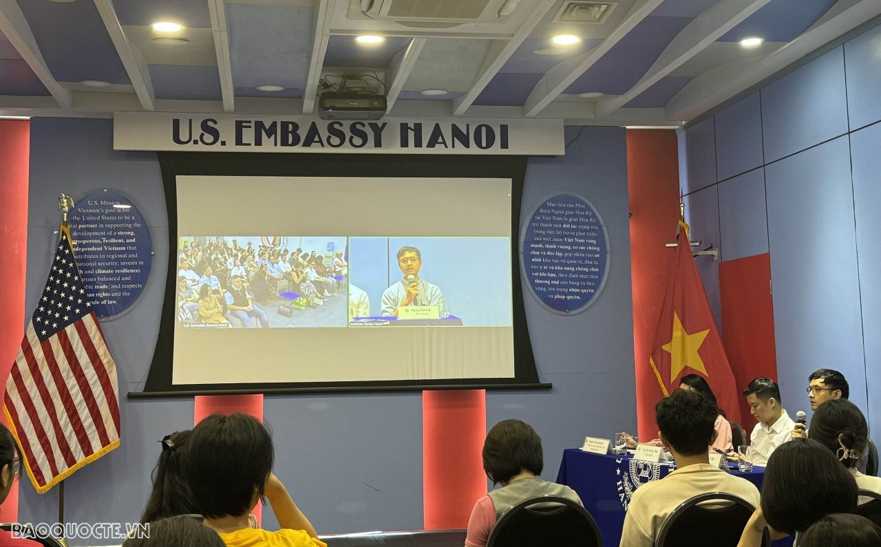 Ứng dụng AI trong truyền thông: Tiện lợi nhưng vẫn còn tiềm ẩn rủi ro